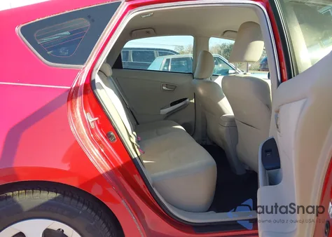 2013 Toyota Prius Two z USA, uszkodzony, nr VIN JTDKN3DU2D5575895